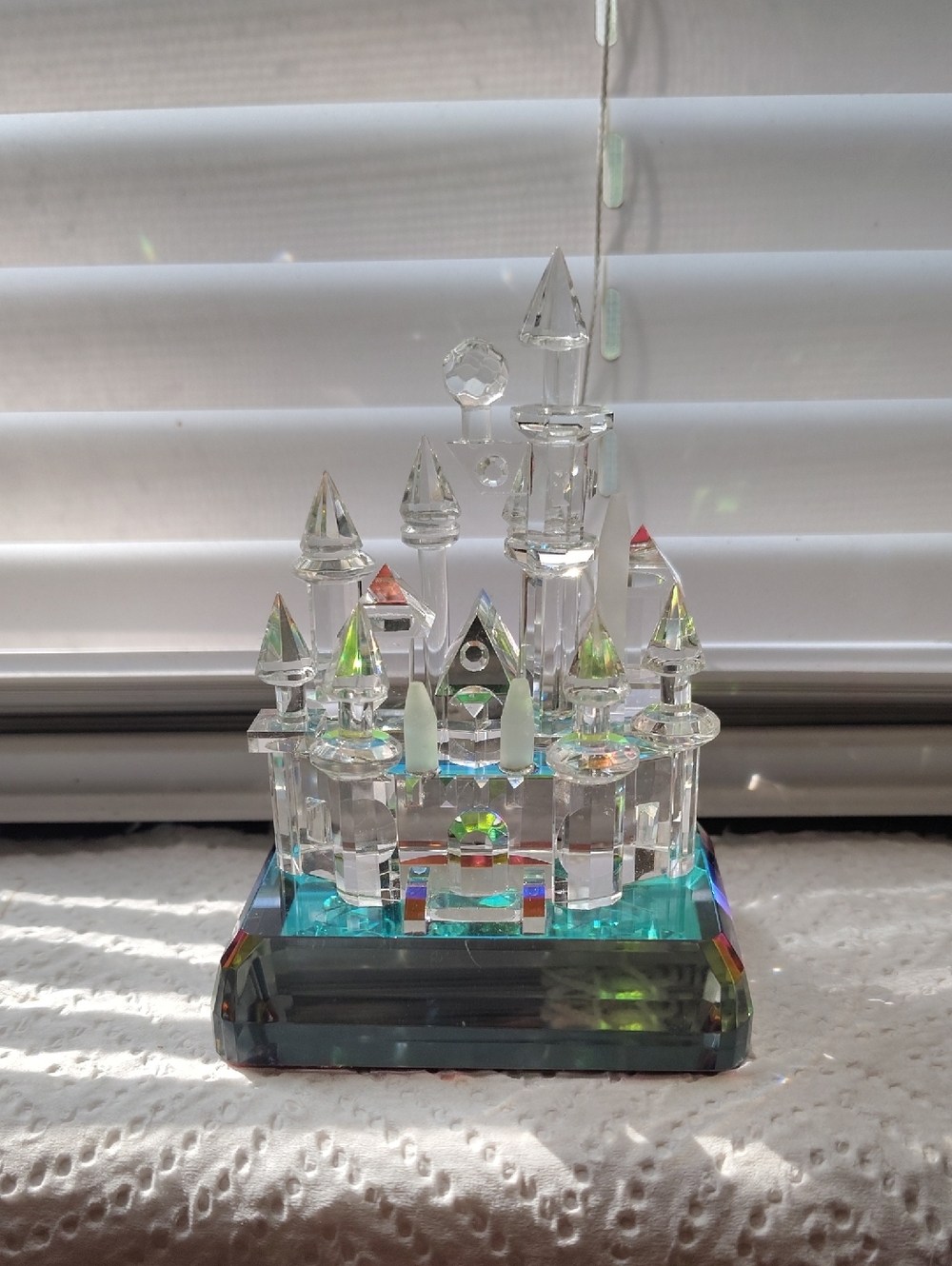 Clear Crystal Castle Home Art Sculpture - Sparkling Accent
